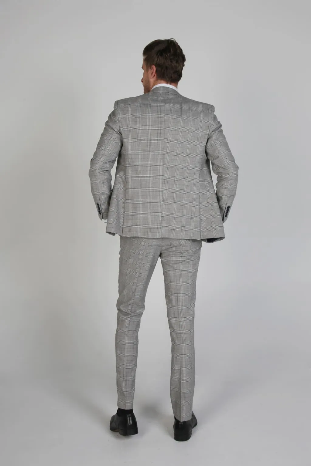 Hugo Grey Men's Three Piece Suit