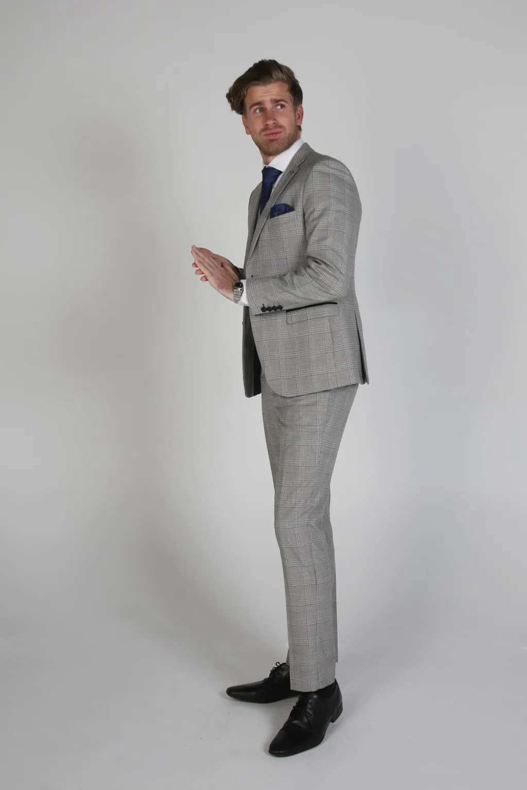 Hugo Grey Men's Three Piece Suit