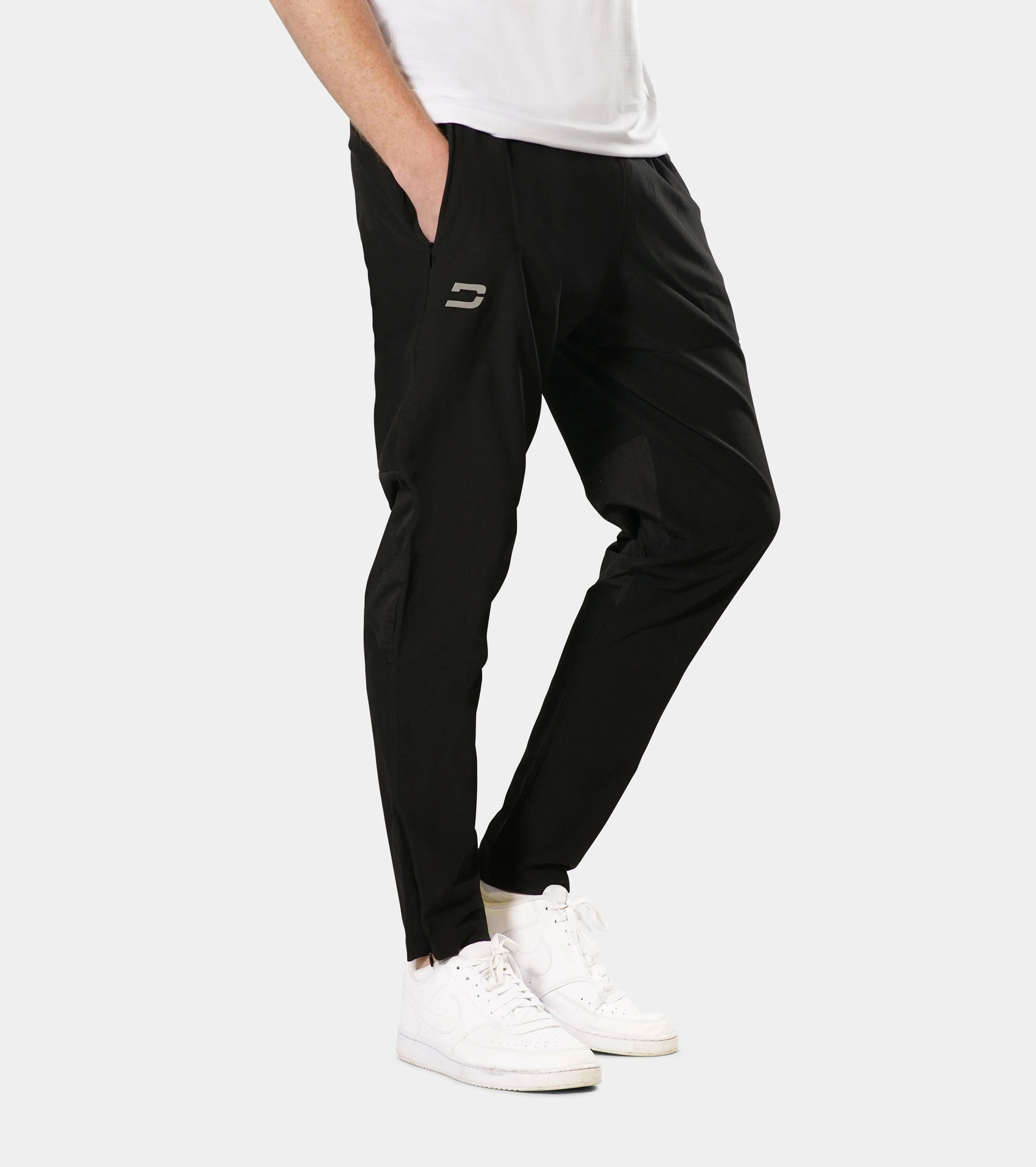 MEN'S PERFORMANCE JOGGERS - BLACK