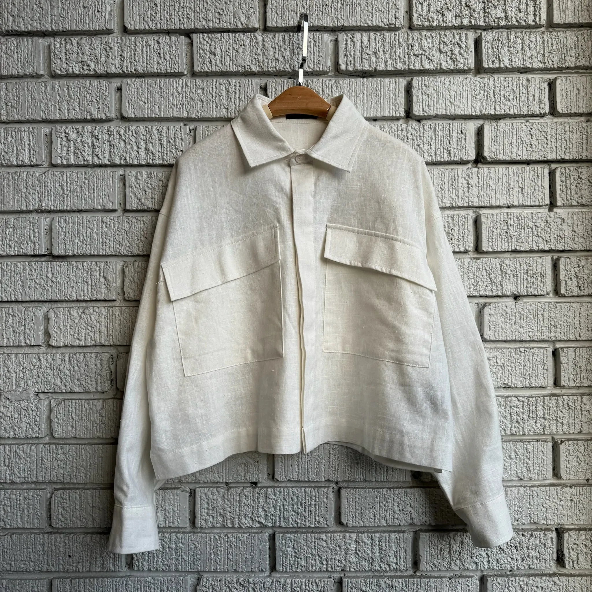 THE ACCLAIMED Linen Jacket